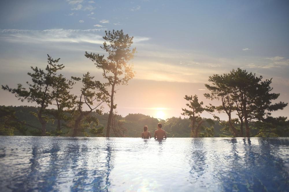 Hidden Cliff Hotel And Nature Seogwipo Exterior foto